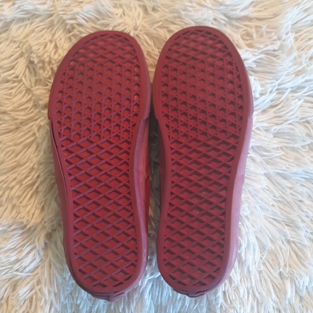 Red vans - Picture 3 of 4